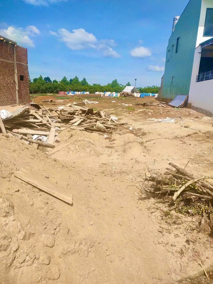 Đất thổ cư Thôn 8 Lộc An 180m² giá 700 triệu - Đầu tư sinh lời tại Quốc Lộ 20!