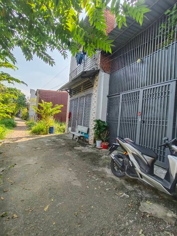 Nhà phố Vĩnh Lộc A, Bình Chánh 40m² giá 1.38 tỷ - Sẵn sàng vào ở ngay!