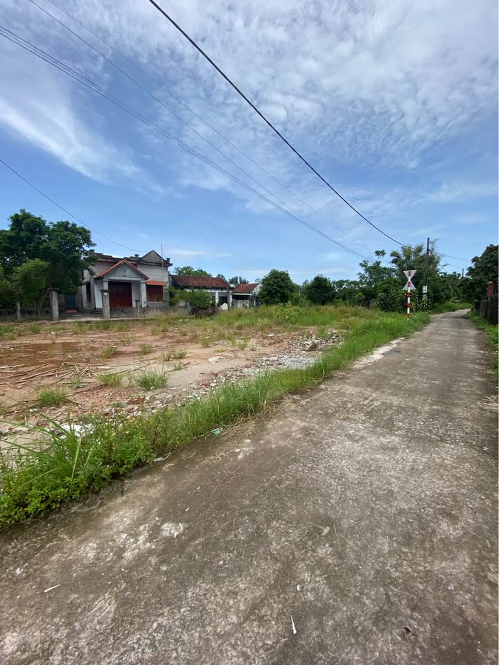 Đất nền khu 4 Bình Ngọc 79m² giá 700 triệu - Đường vào ô tô, đầu tư sinh lời!