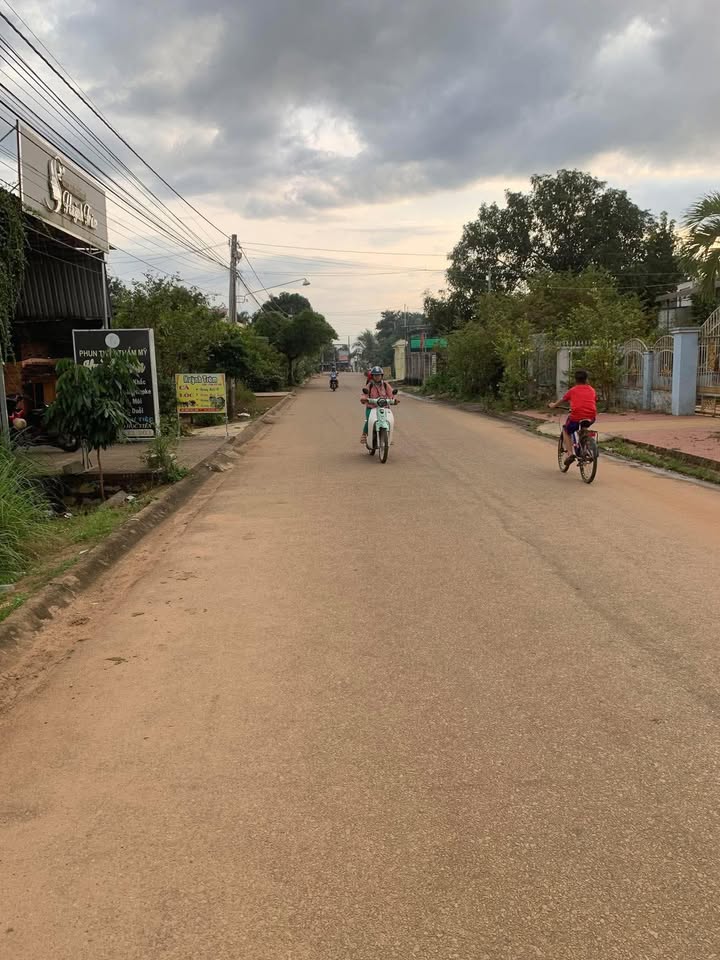 Đất nền Đức Tài, Đức Linh 16m² giá chỉ 130 triệu - Đường thông thoáng, tiện lợi!