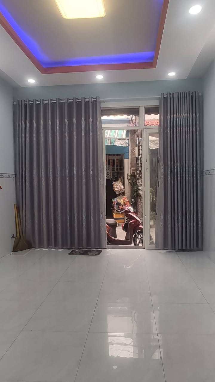 Nhà phố Gò Xoài Bình Tân 28m² giá 3.2 tỷ - Sổ hồng riêng, hoàn công đầy đủ!