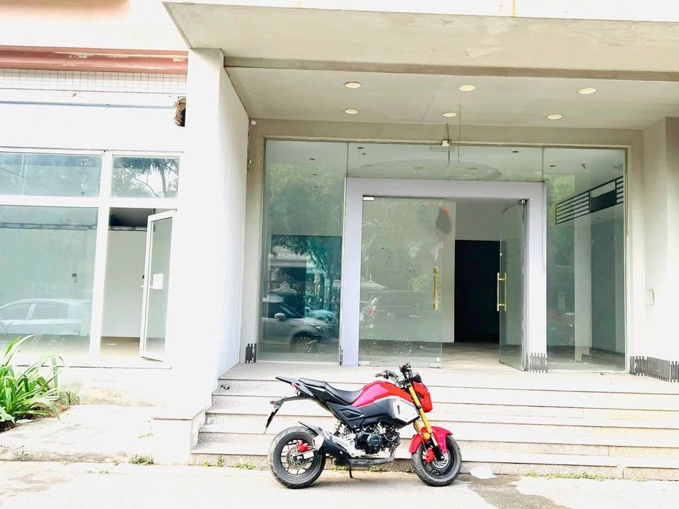 Cho thuê mặt bằng chân đế chung cư Ngô Viết Thụ 154m² giá 32 triệu - Phù hợp nhiều mô hình kinh doanh!