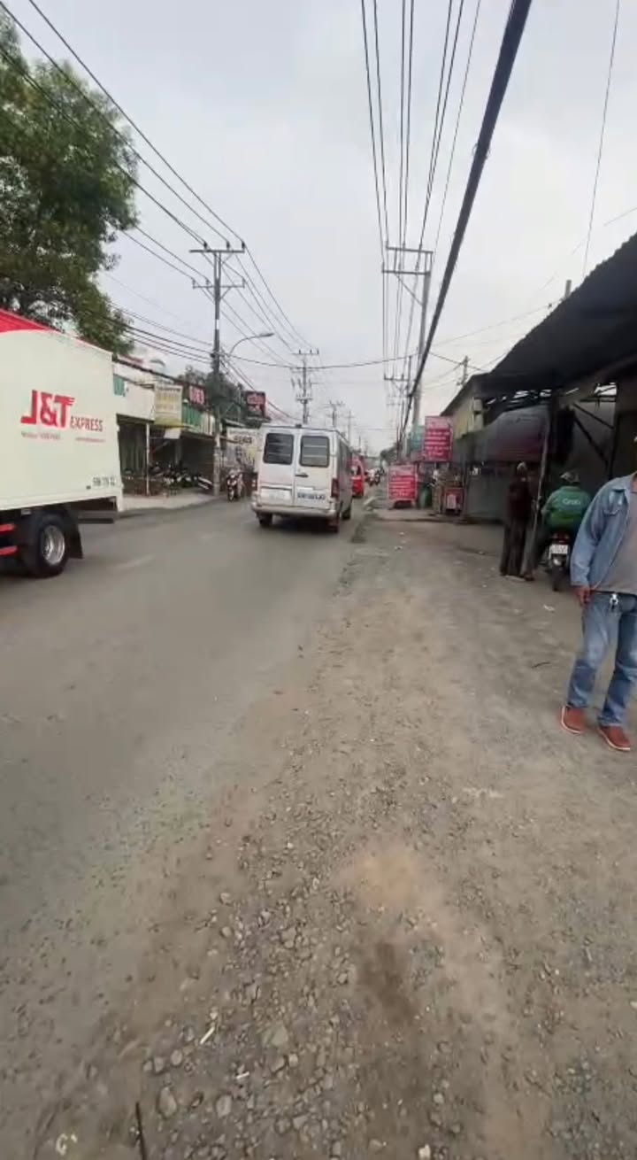 Đất thổ cư 300m² mặt tiền đường Vĩnh Lộc - Bình Chánh chỉ 15,5 tỷ - Cơ hội đầu tư vàng!