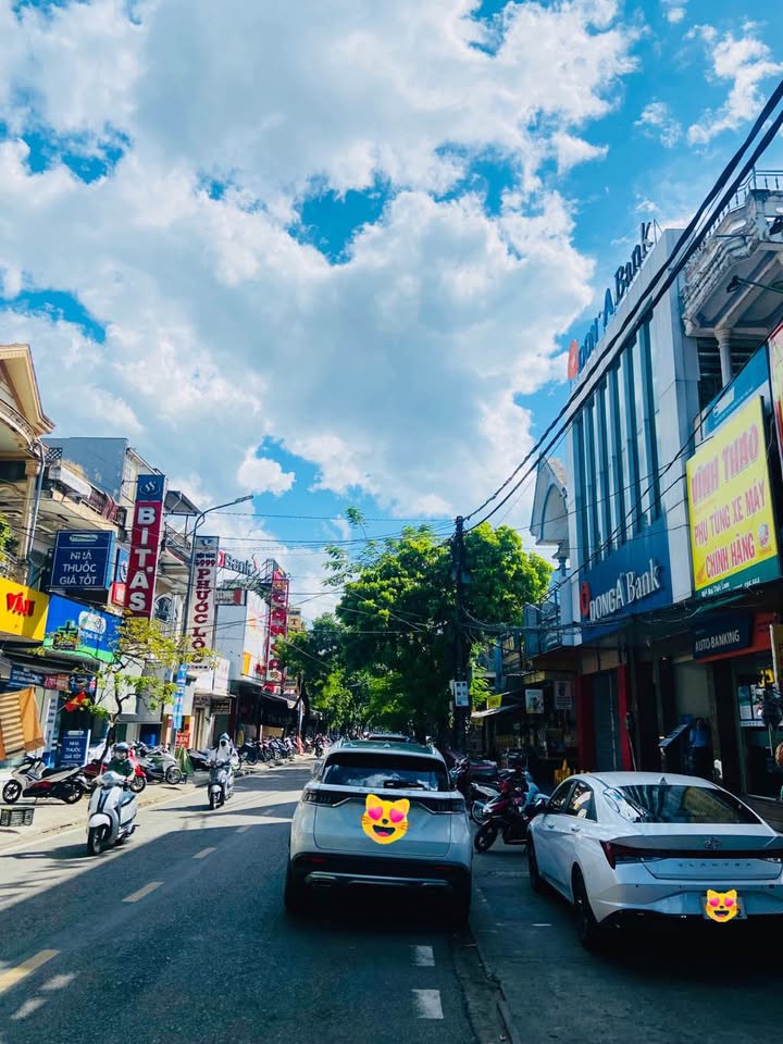 Bán nhà mặt tiền kinh doanh đường Mai Thúc Loan, TP Huế 105m² - Đầu tư sinh lời ngay!