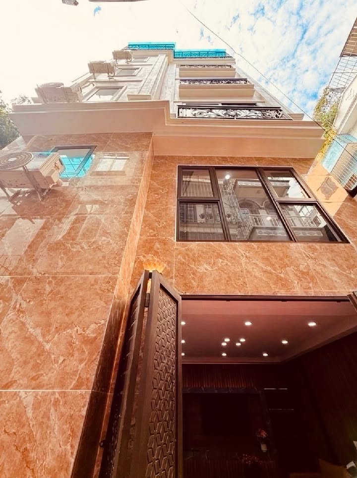 Nhà riêng Định Công Thượng 31m² giá 10.15 tỷ - Thiết kế hiện đại, sẵn sàng ở!