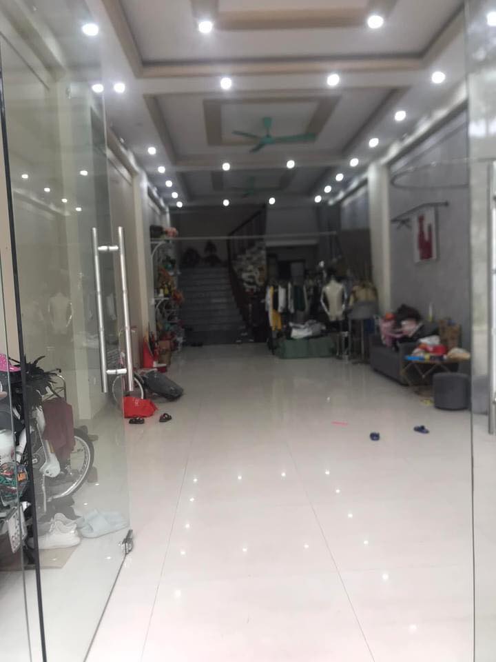 Cho thuê mặt phố Trần Đình Ngọc, Bắc Giang 76m² - Thiết kế chuẩn kinh doanh, vị trí đắc địa!