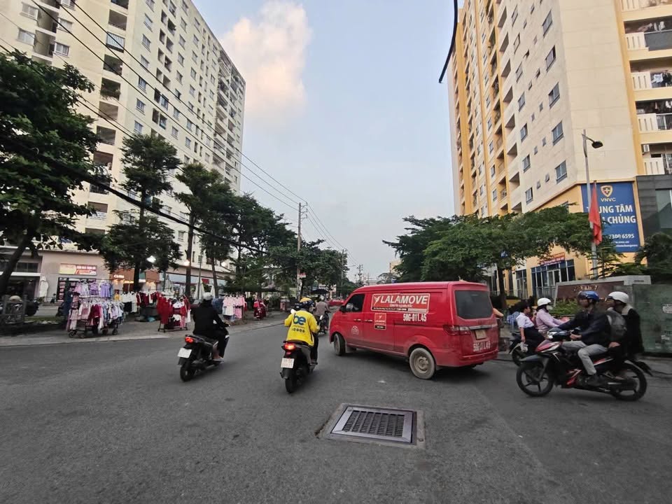 Đất thổ cư tại Trung Mỹ Tây, Quận 12 - Giá tốt, vị trí đẹp!