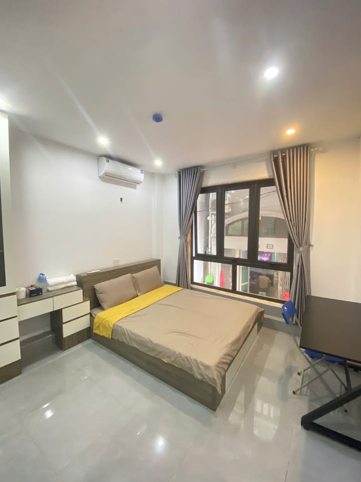 Căn hộ dịch vụ cao cấp 86 Hào Nam - Thuận tiện di chuyển, nội thất mới 100%