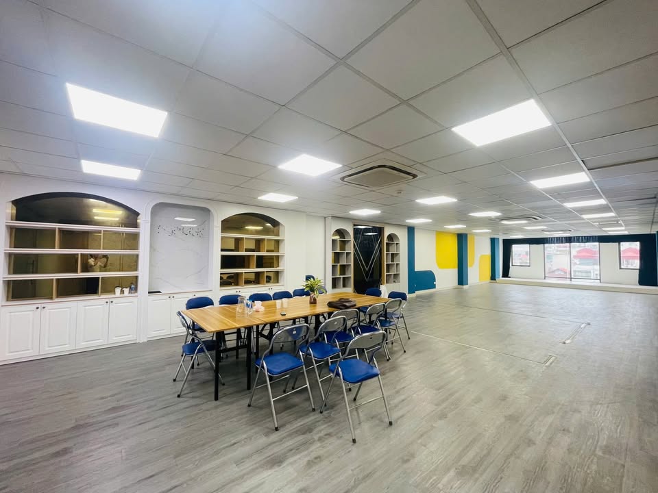 Văn phòng cho thuê Nguyễn Xiển Thanh Xuân 50m² giá chỉ 7 triệu - Không gian làm việc lý tưởng!