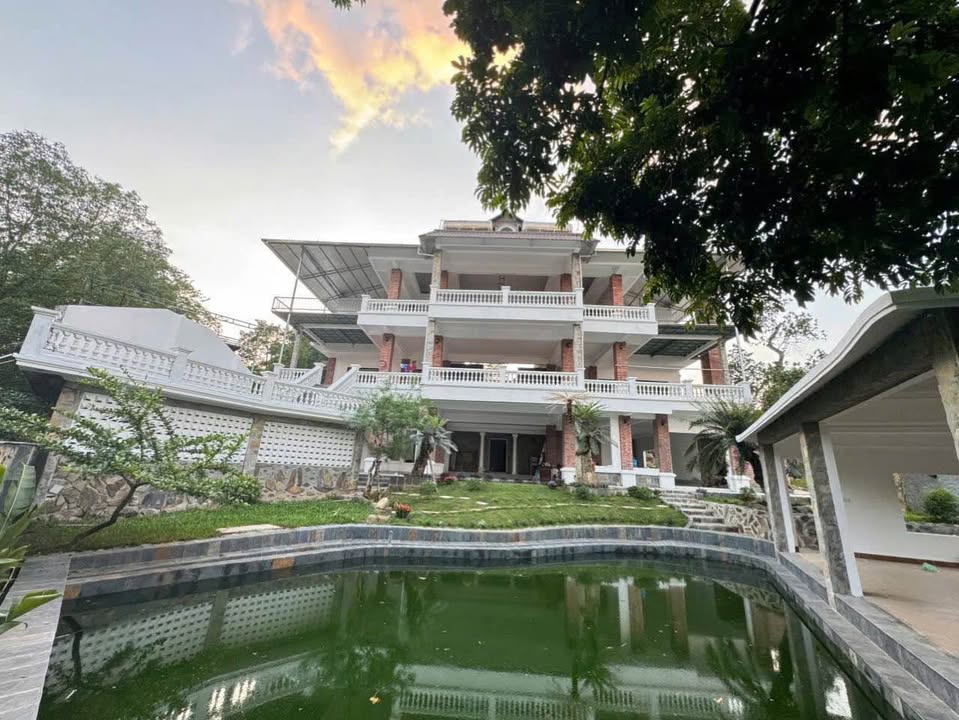 Bán biệt phủ Hòa Sơn, Lương Sơn, Hòa Bình - Diện tích 1247m², Sổ đỏ chính chủ, Giá thỏa thuận!