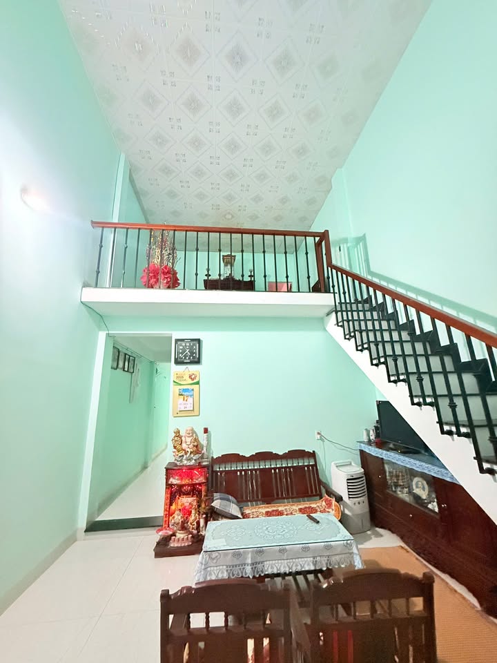 Nhà gác lửng đường Chế Lan Viên, Đà Nẵng 94m² giá 9.4 tỷ - Thiết kế hiện đại, vào ở ngay!