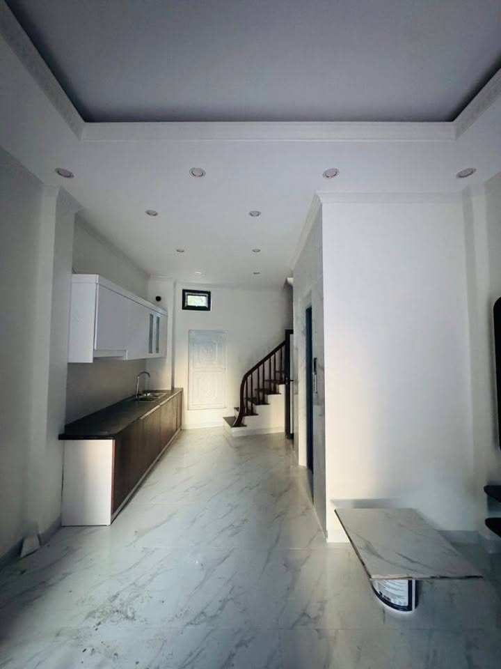 Căn hộ Liên Mạc Bắc Từ Liêm 32m² giá 600 triệu - Thang máy hiện đại, nội thất đầy đủ!