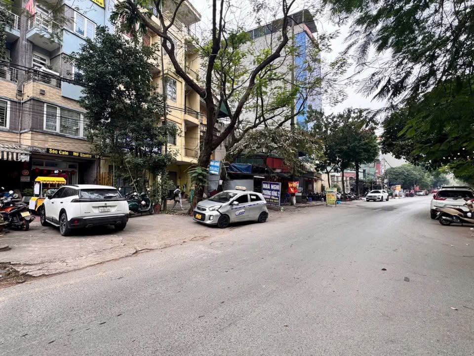 Đất nền KĐT Linh Đàm 110m² giá 38 tỷ - Vị trí kinh doanh sầm uất!