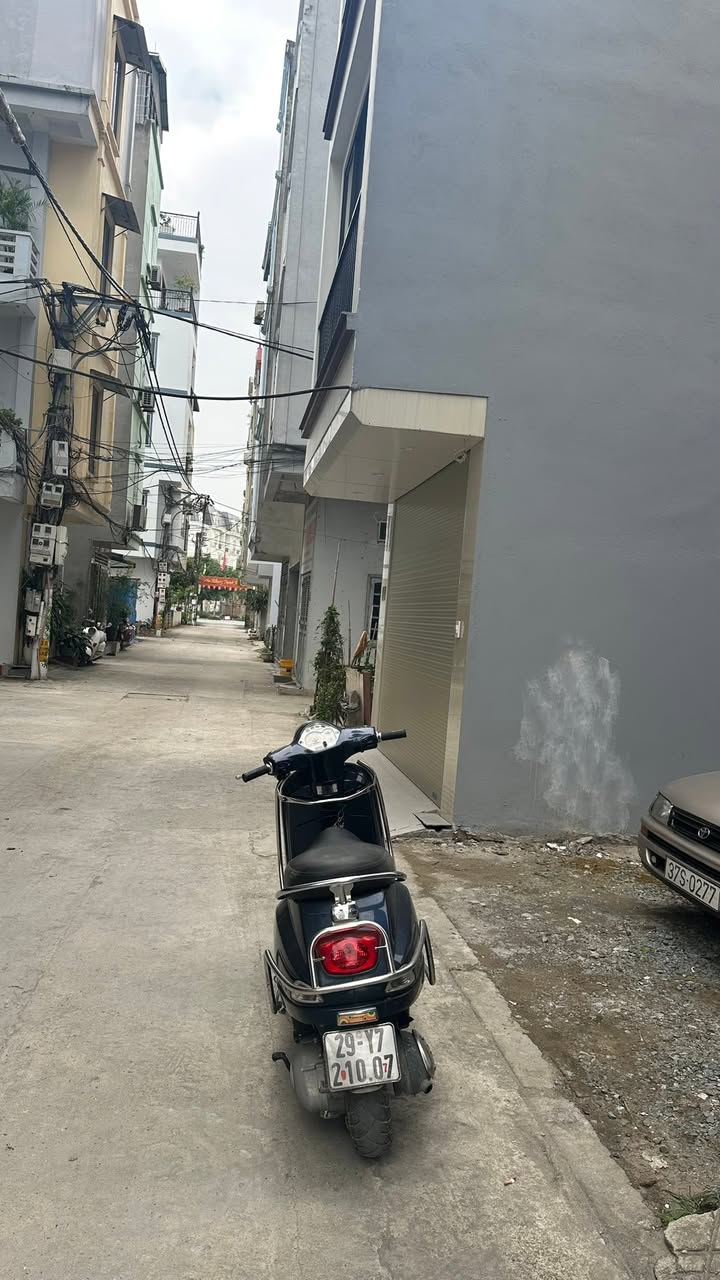 Đất phân lô quân đội Trạm Trôi 42m² giá 8 tỷ - Đường ô tô tránh, gần ga Metro Nhổn!