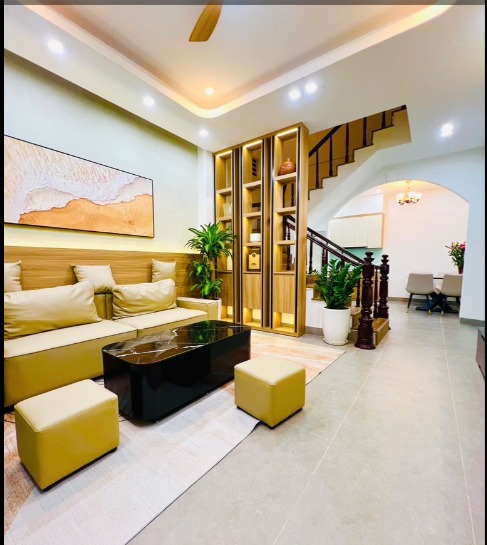 Nhà phố Xuân Thủy Cầu Giấy 44m² giá thỏa thuận - Mặt ngõ ô tô kinh doanh sầm uất!