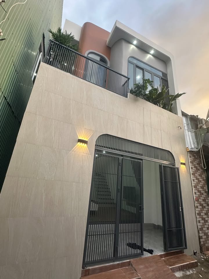 Nhà 2 tầng Kiệt Hải Phòng, Đà Nẵng 59m² giá 4.67 tỷ - Thiết kế 2 mặt tiền thoáng mát!