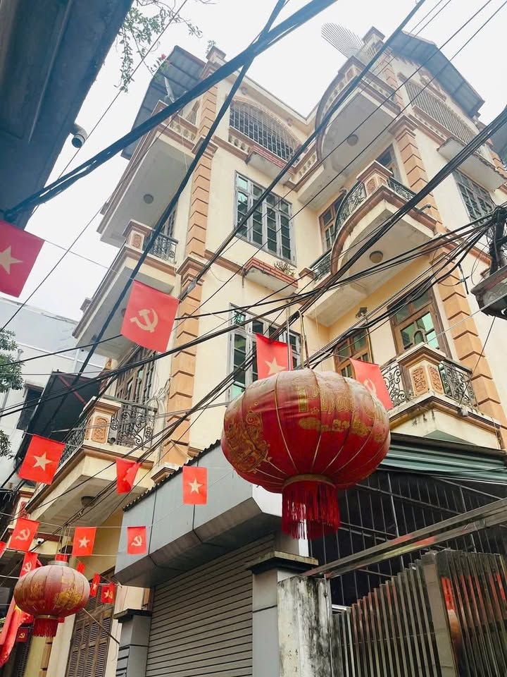 Nhà phố Xuân Đỉnh, Bắc Từ Liêm, 50m² - Tiện nghi đầy đủ, gần công viên!