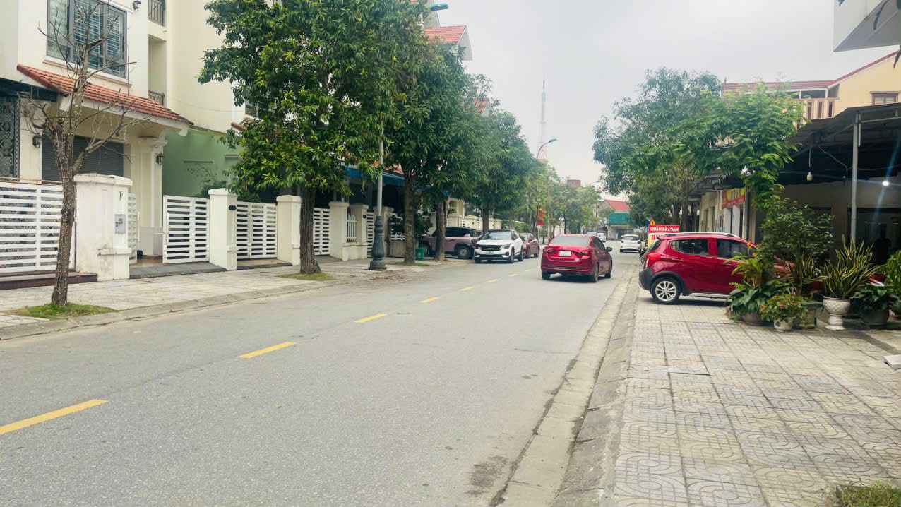 Đất nền Vinhomes TDP7, Hà Huy Tập 82.04m² giá 5.1 tỷ - Tiềm năng kinh doanh cao!