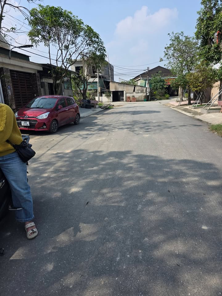 Đất nền Thành Sen, Hà Tĩnh 167m² giá 3 tỷ - Vị trí đẹp, dân cư văn minh!