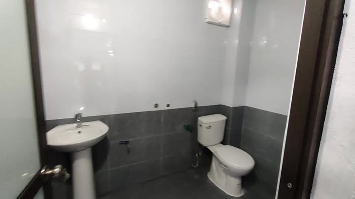 Store cho thuê Chợ Xuân Mai, 50m² - Kinh doanh thuận lợi ngay mặt đường!