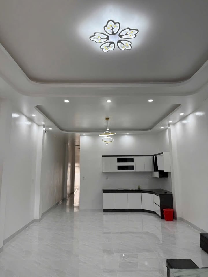 Nhà cho thuê đường Bạch Đằng, Đà Lạt 3PN giá 8 triệu - Nhà mới đẹp, tiện ích xung quanh