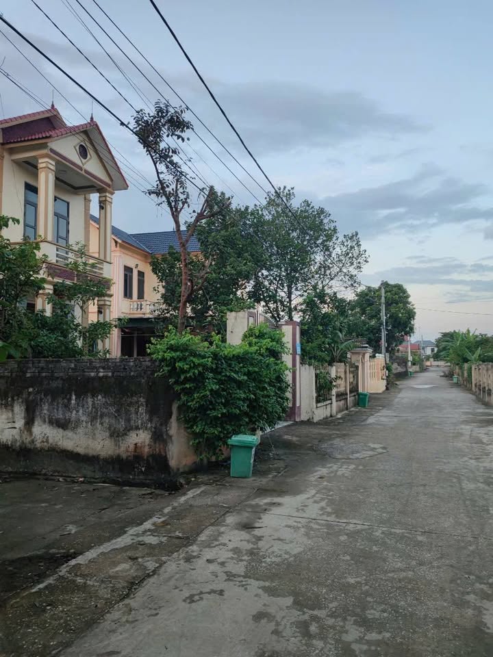 Đất thổ cư và 2 ngôi nhà tại xã Đông Hoà, huyện Đông Sơn - 600m² giá 2.79 tỷ, chính chủ bán gấp!