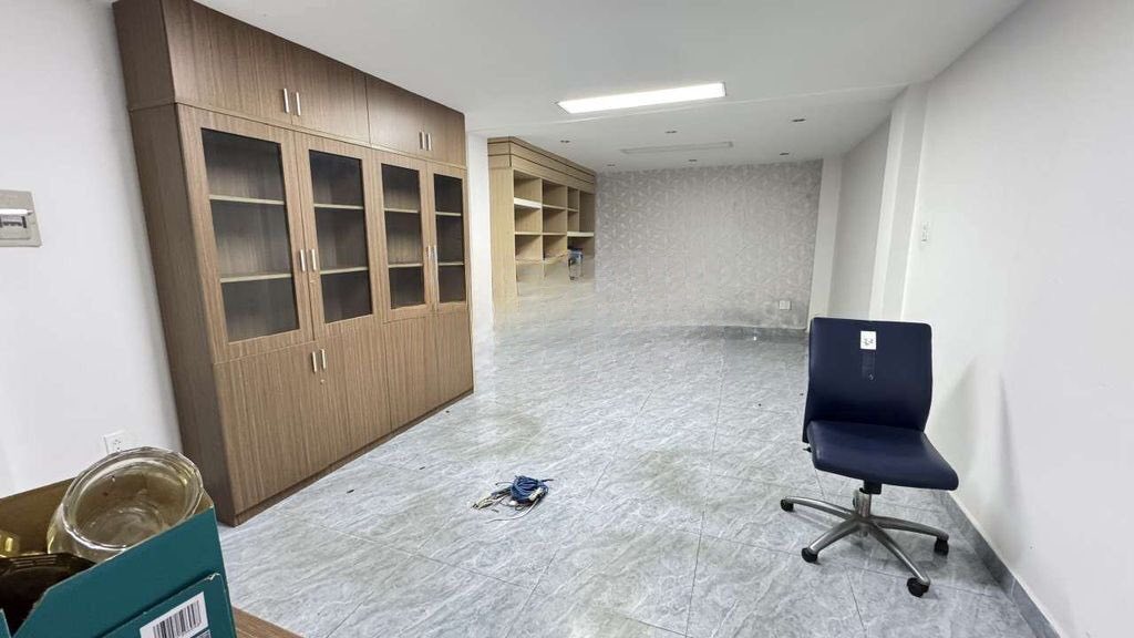 Nhà cho thuê mặt tiền Phổ Quang, Quận Tân Bình 112m² - Gần sân bay, thuận tiện di chuyển!