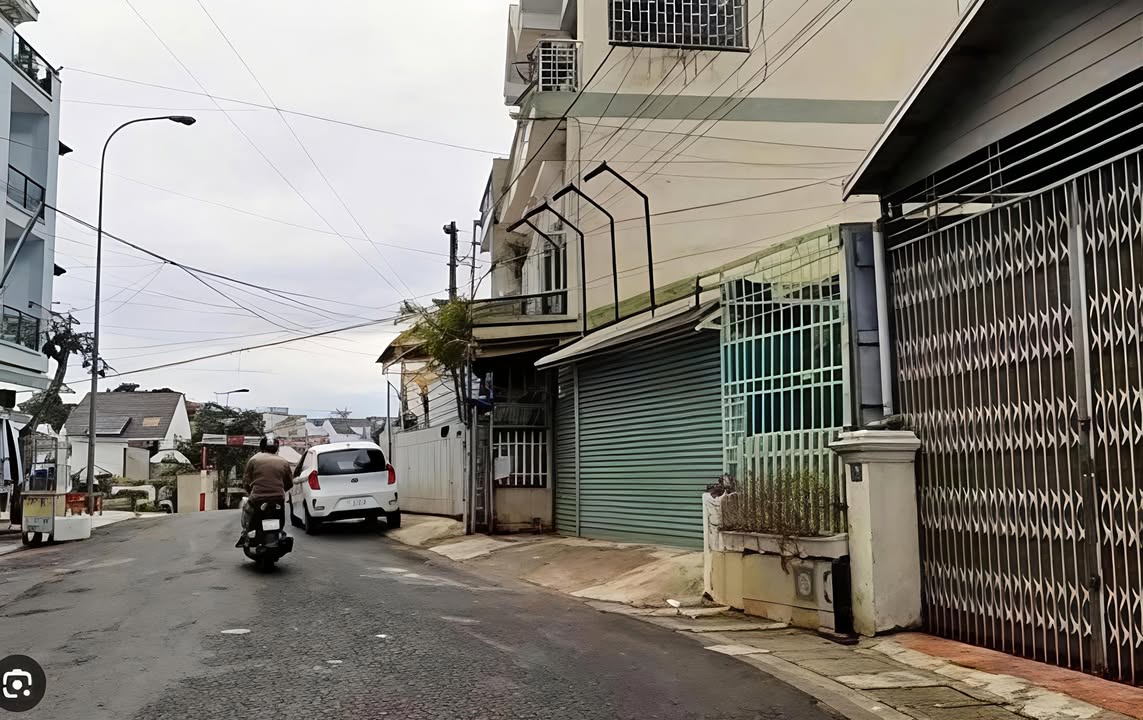 Nhà nguyên căn cho thuê đường Nguyễn Thị Nghĩa, Đà Lạt 198m² - Vị trí đẹp, kinh doanh thuận lợi!