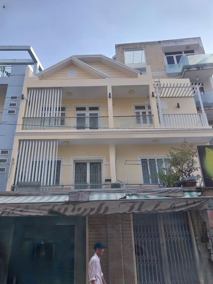 Cho thuê nhà mặt tiền Tân Khai, Quận 11, 67.5m² giá 22 triệu - Đầu tư sinh lời ngay!