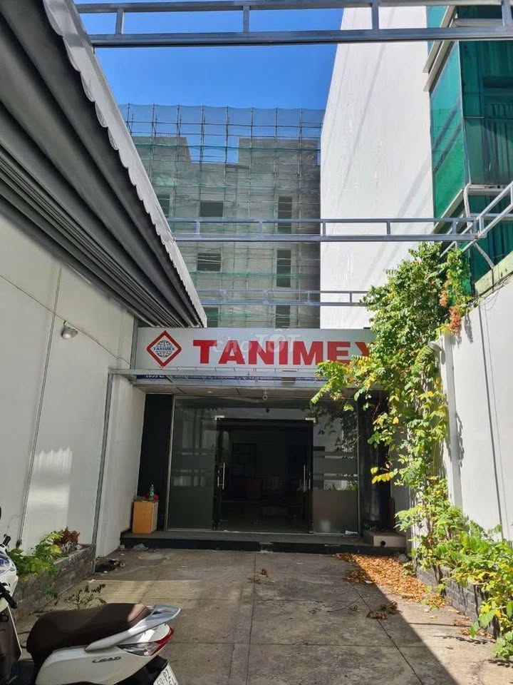 Mặt bằng trống cho thuê CMT8, Tân Bình 209m² - Phù hợp showroom, văn phòng, spa!