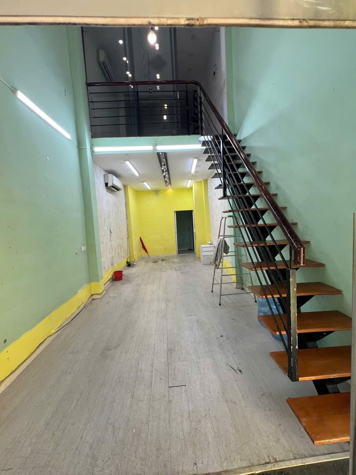 Cho thuê nhà nguyên căn mặt tiền Trần Quang Diệu, Q3 - Diện tích 30m² chỉ 16 triệu/tháng!