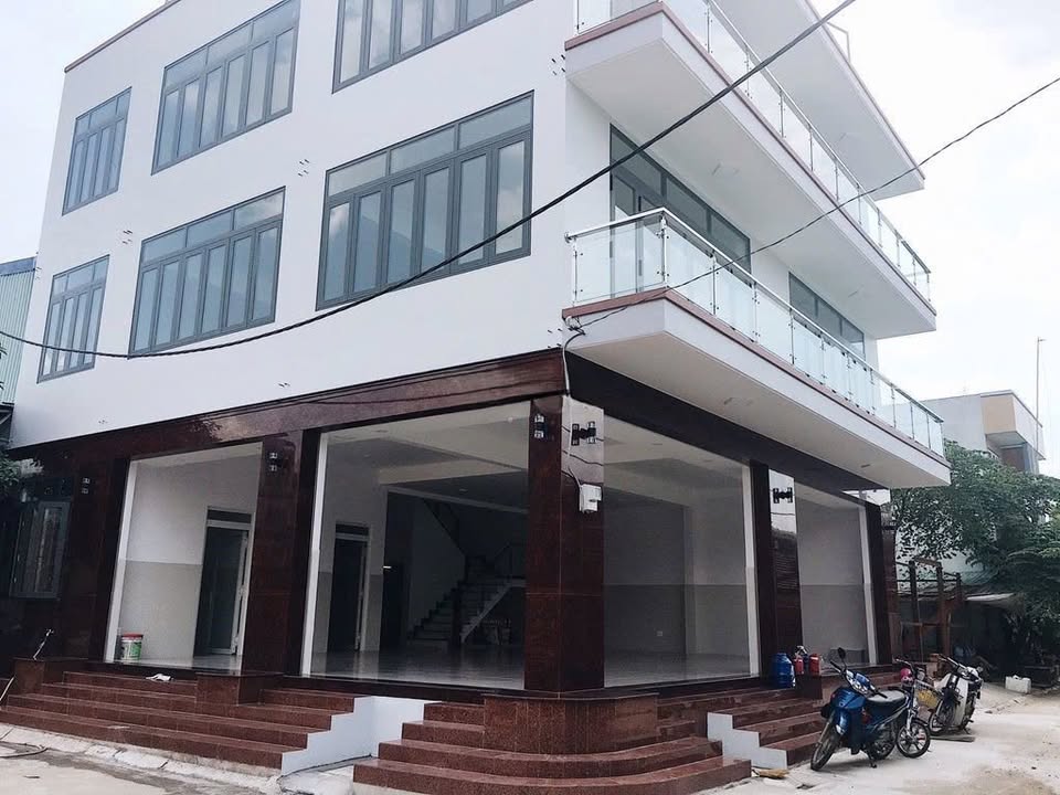 Cho thuê nhà mặt tiền Kinh Dương Vương, Q. Bình Tân, 144m² - Khu vực sầm uất, tiện ích đầy đủ!