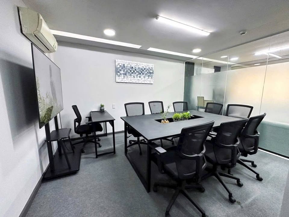 Cho thuê văn phòng kết hợp phòng ngủ tại 138 Lê Văn Sỹ, quận Phú Nhuận - Diện tích 100m², giá tốt