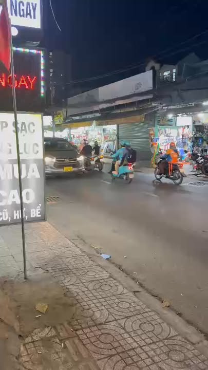 Nhà mặt tiền đường Lê Văn Lương, Nhà Bè 73m² giá 23 triệu - Kinh doanh tự do!