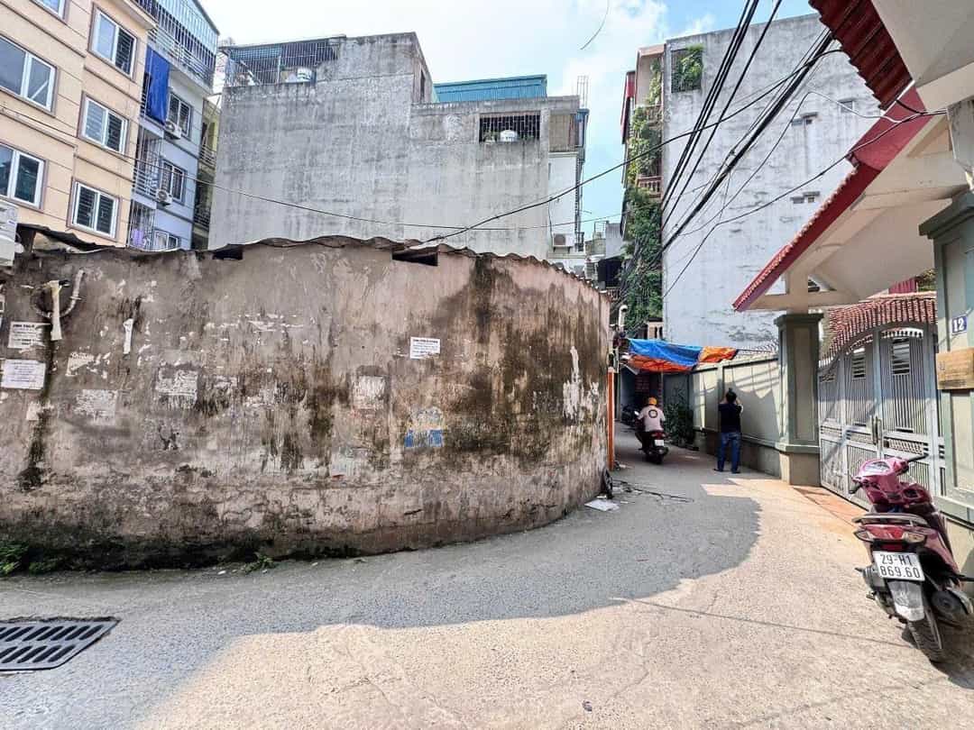 Nhà mặt ngõ Kim Giang Thanh Xuân 110m² giá 25 tỷ - Tiềm năng đầu tư cao!