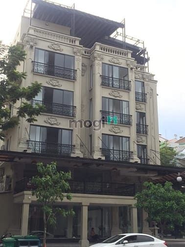 Nguyên căn nhà 38 phòng chuẩn CHDV ở Phú Mỹ Hưng giá 200 triệu - Cơ hội đầu tư hấp dẫn!