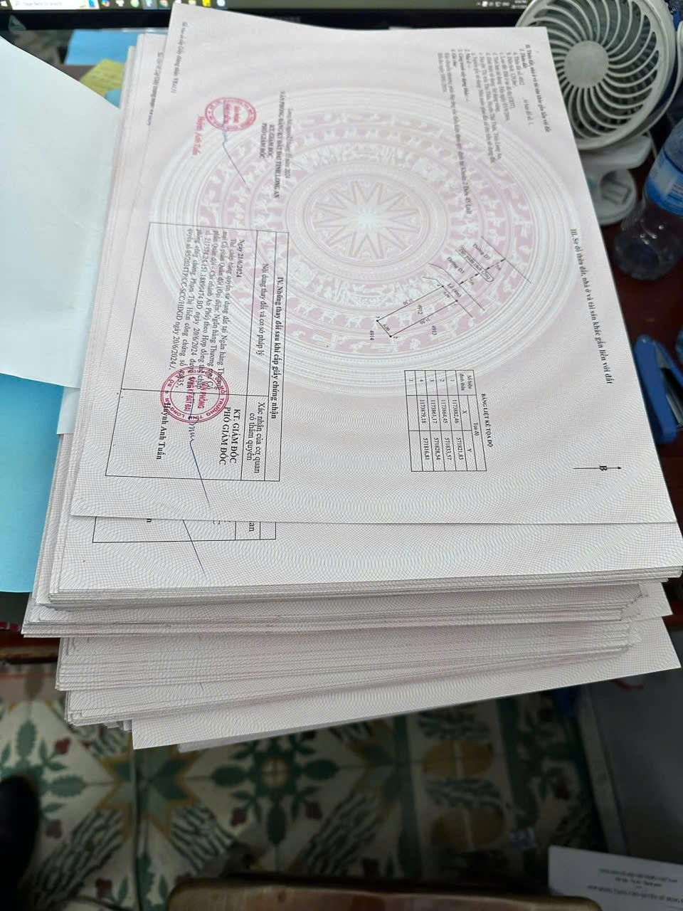 Nhà phố Agora City Thủ Thừa 108m² giá 2 tỷ - Sổ hồng trao tay ngay!