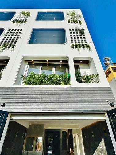 Nhà phố đường Thống Nhất, phường 15, quận Gò Vấp, 168m² giá 7.7 tỷ - Thiết kế đẹp đối diện công viên!