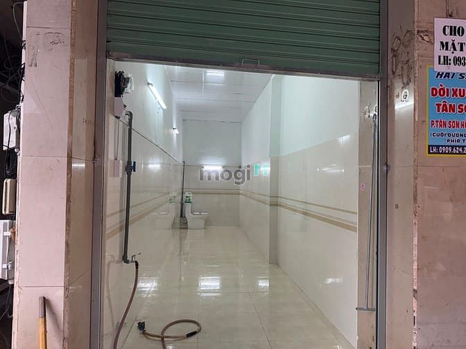 Cho thuê mặt bằng chợ Phạm Văn Hai, Tân Bình 20m² - Phù hợp kinh doanh ngay!