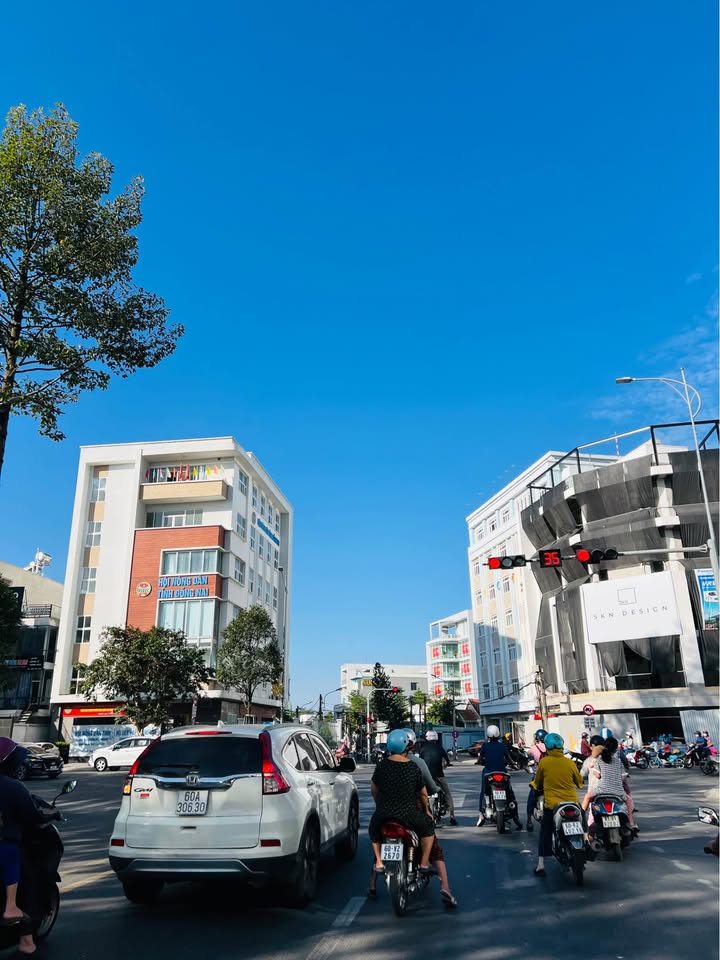 Nhà riêng Biên Hòa 186m² giá 8.5 tỷ - Sổ đỏ chính chủ, cho thuê 10 triệu/tháng!