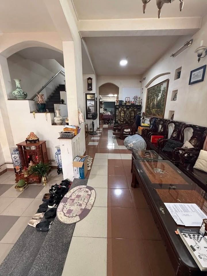 Biệt thự Chính chủ quận 10, 176m² giá 34 tỷ - Đầu tư sinh lời ngay!