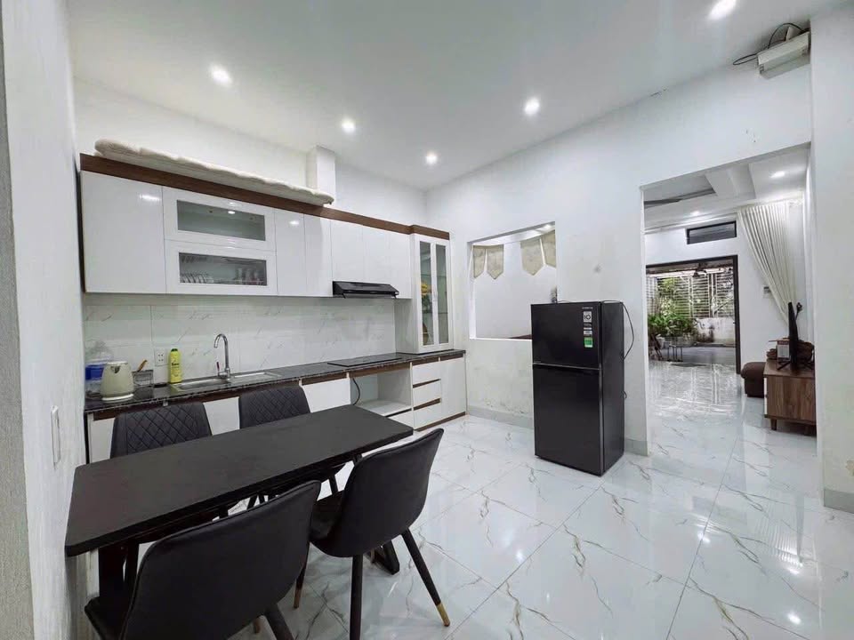 Nhà bán tổ 16 Phan Thiết 82m² giá 2 tỷ - Vị trí đẹp, gần nhà hàng
