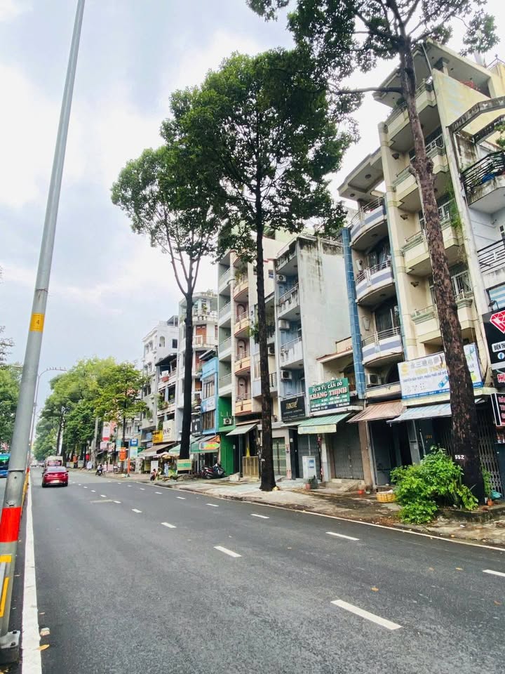 FrontHouse mặt tiền đường 3 Tháng 2, Q11 - Diện tích 28m², giá 9,2 tỷ - Đầu tư sinh lời ngay!