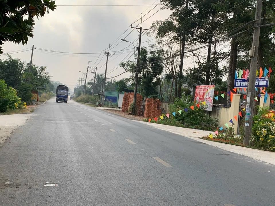 Đất mặt tiền Tỉnh Lộ 15, Củ Chi 1000m² giá 8 tỷ - Cơ hội đầu tư tuyệt vời!