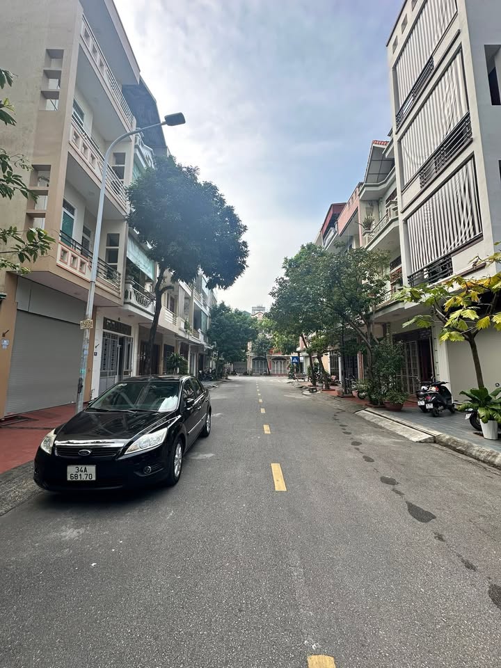 Shophouse 120m² giá 9.99 tỷ - Vị trí trung tâm tiện ích cao cấp!