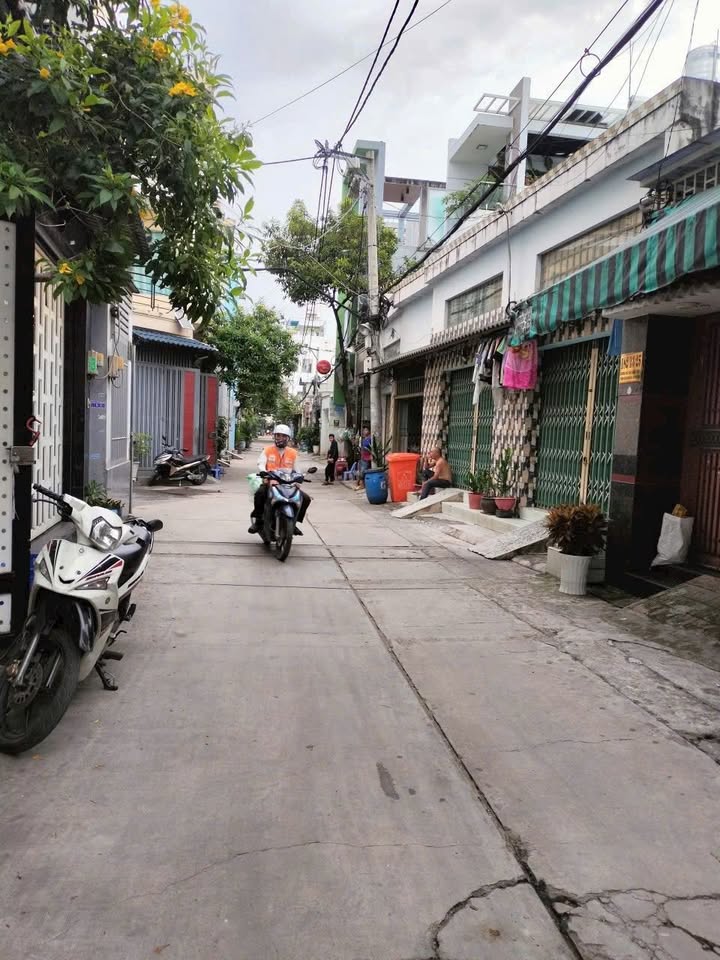 Bán dãy nhà trọ 6 phòng Hồ Văn Long, Bình Tân - Diện tích 96m² giá 5.1 tỷ, Sổ hồng riêng