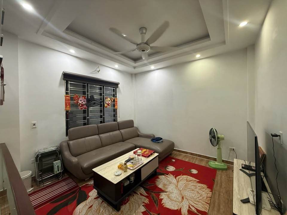 Nhà 4 tầng TĐC Sao Sáng Hải Phòng 40m² giá 5.5 tỷ - Đầu tư sinh lời hiếm có!