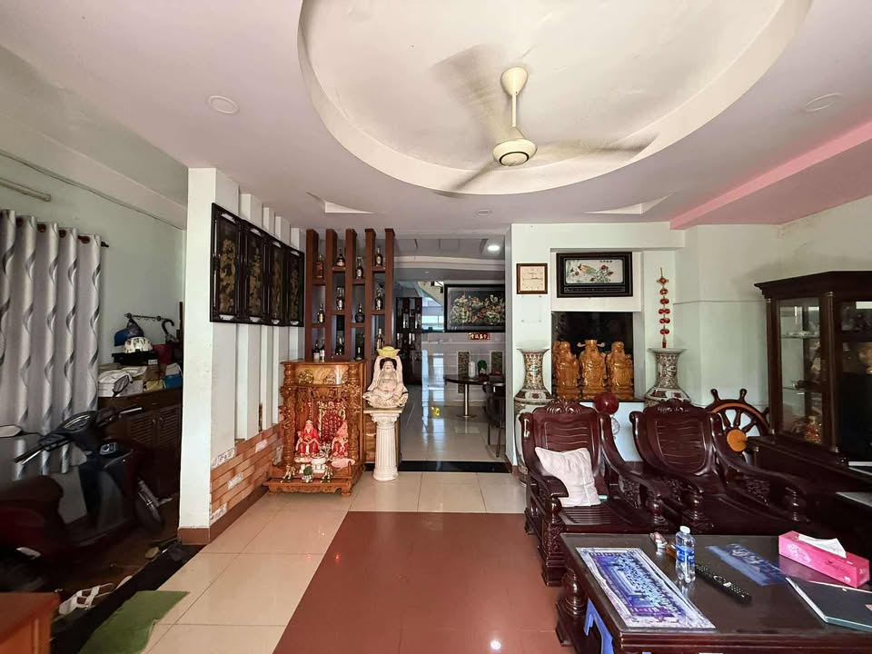 FrontHouse Mặt Tiền Tây Hòa, Phước Long A 158m² giá 23 tỷ - Kinh doanh sầm uất, vị trí đắc địa!