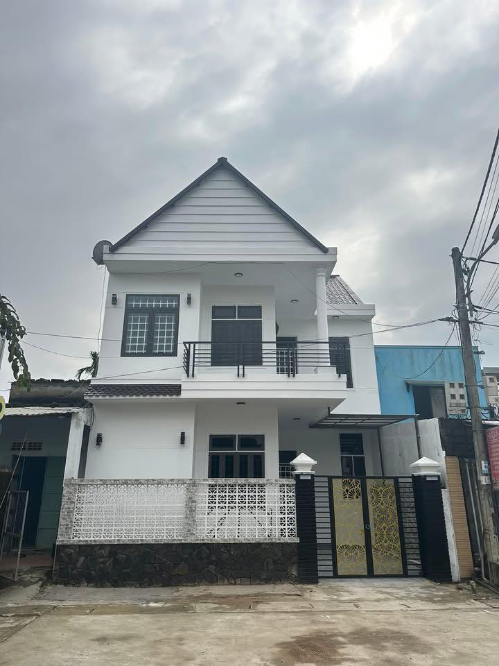 Nhà biệt thự Giáng Nam 2 Đà Nẵng 104m² giá 3.89 tỷ - Thiết kế siêu đẹp, gần quốc lộ!