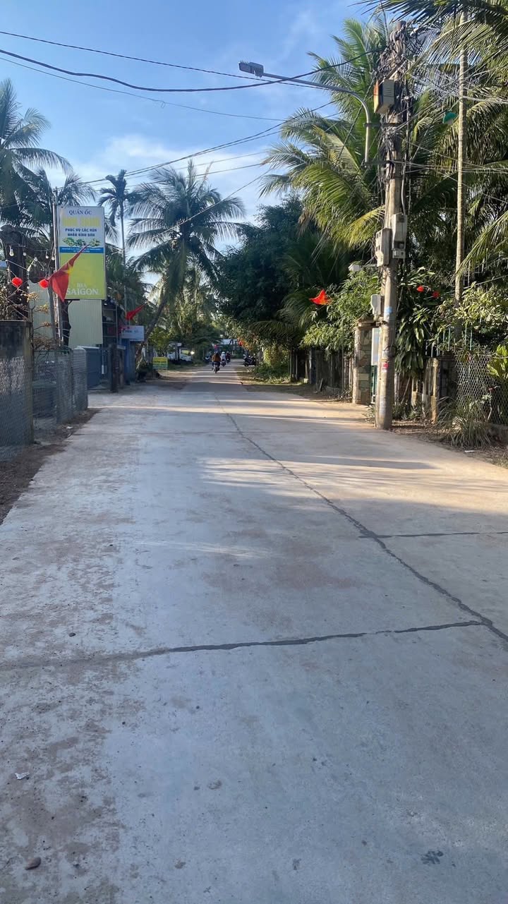 Đất thổ cư mặt đường Cửu Lợi, Tam Quan Nam 195m² - Giá tốt, hướng Đông!